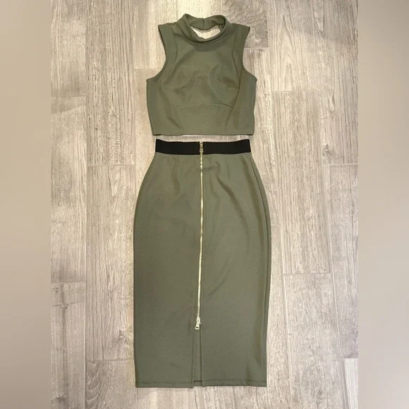 Olive Green Women's Skirt Set - Picture 1 of 6